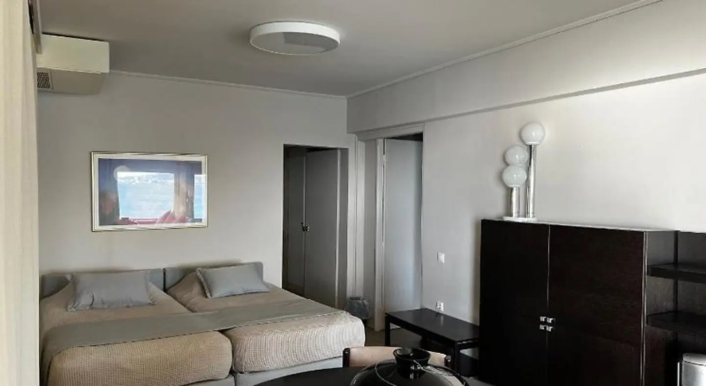 King Saron ROOM_EXAMPLE