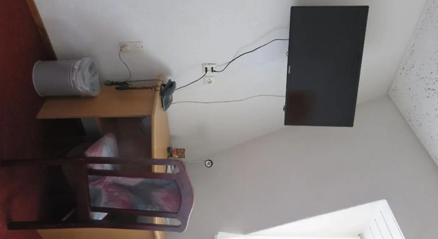 American ROOM_EXAMPLE