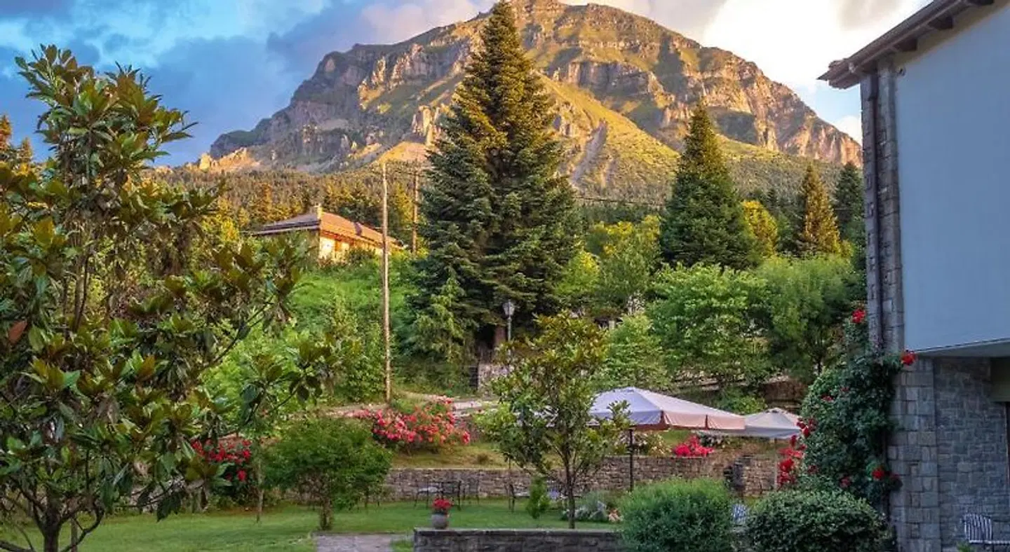 Anavasi Mountain Resort LANDSCAPE