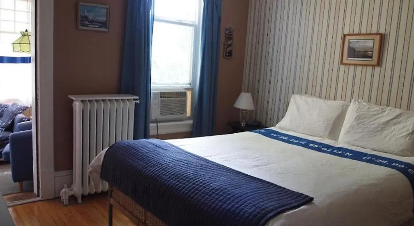 Rideau Inn ROOM_EXAMPLE