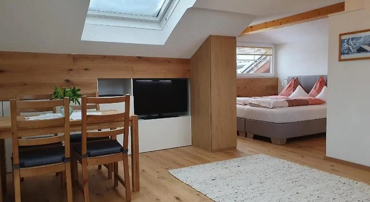 Apartments FEICHTNER / Tulfes / Tirol ROOM_EXAMPLE