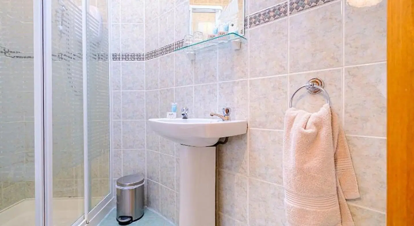 Fallon's Bed & Breakfast Badezimmer