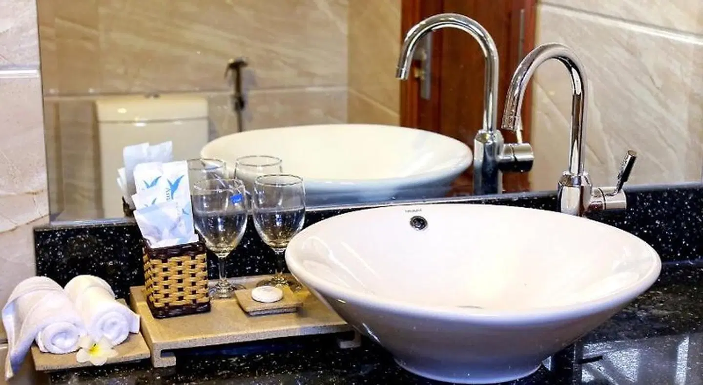 Apus Hotel Badezimmer