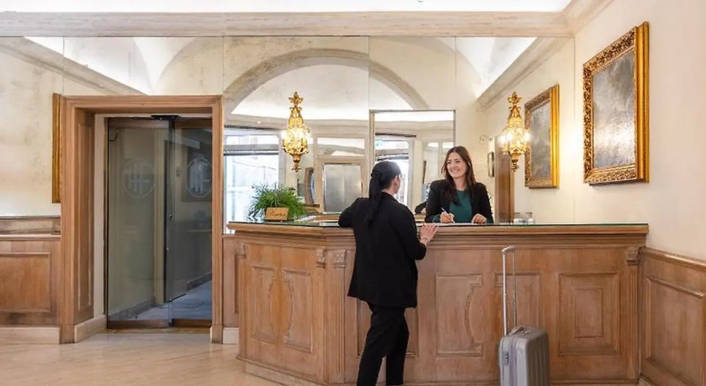 Hotel Flavia LOUNGE_LOBBY