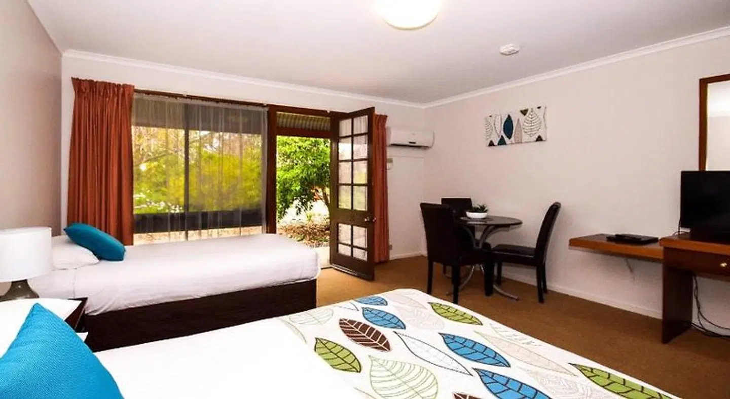 River Country Inn ROOM_EXAMPLE