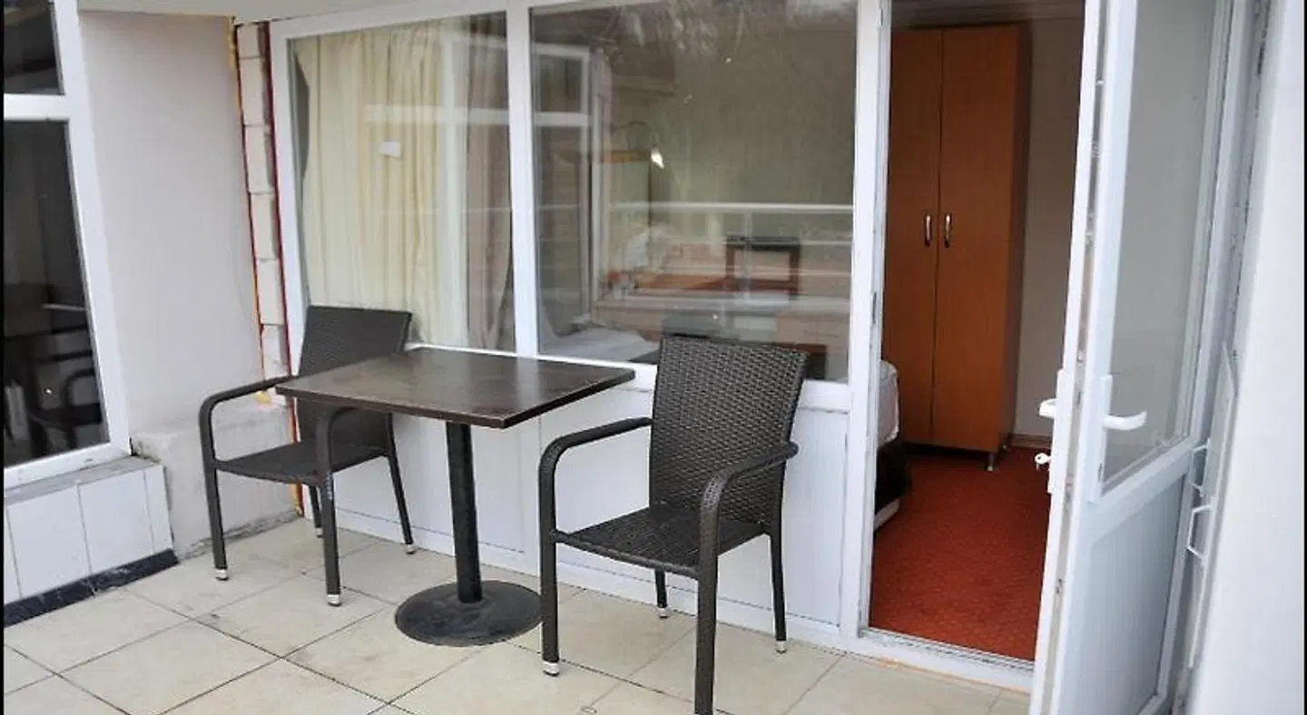 Palace Point Hotel Terrasse