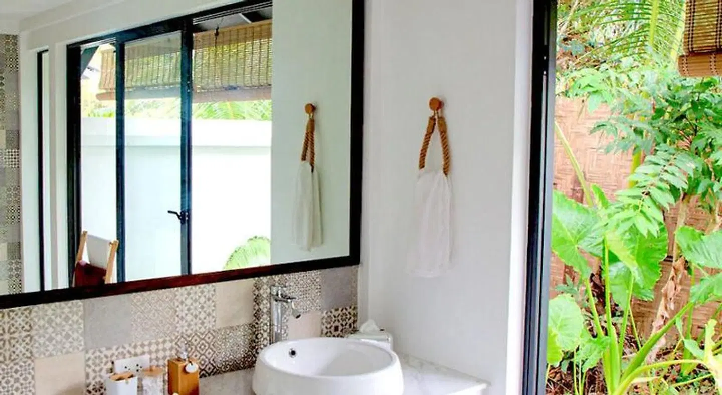 Koyao Bay Pavilions Badezimmer