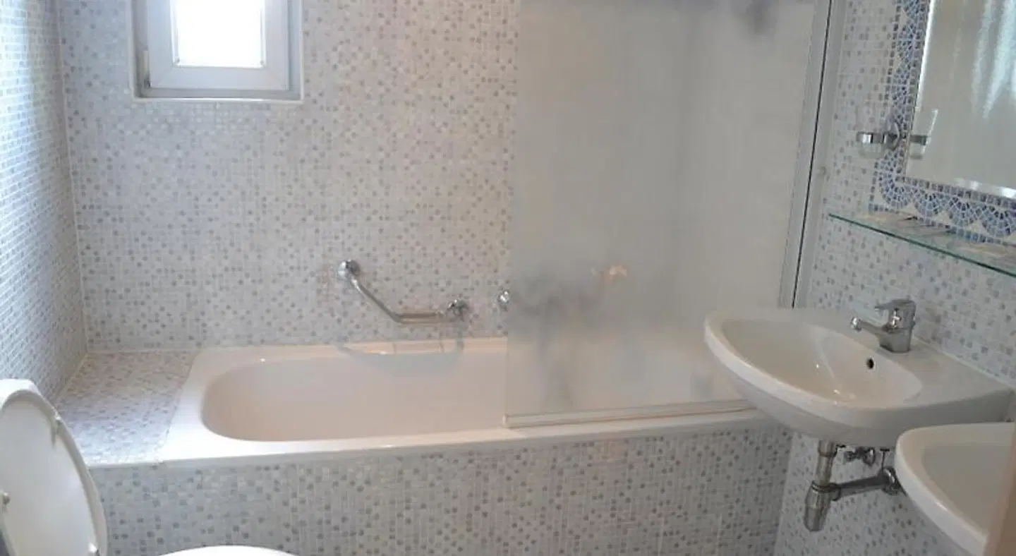 Hotel Midi - Zuid Badezimmer