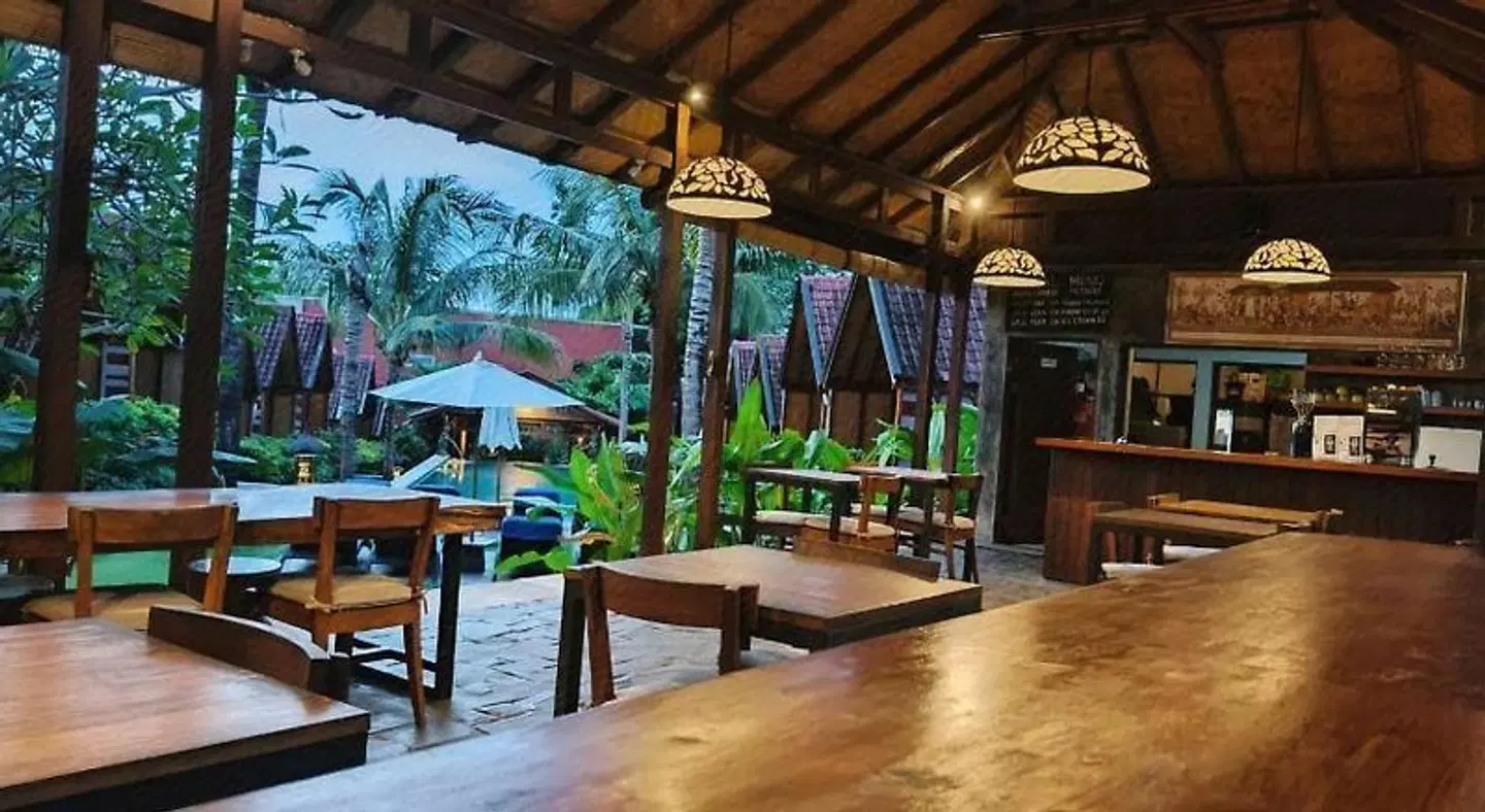 Litus Bingin Uluwatu Bar