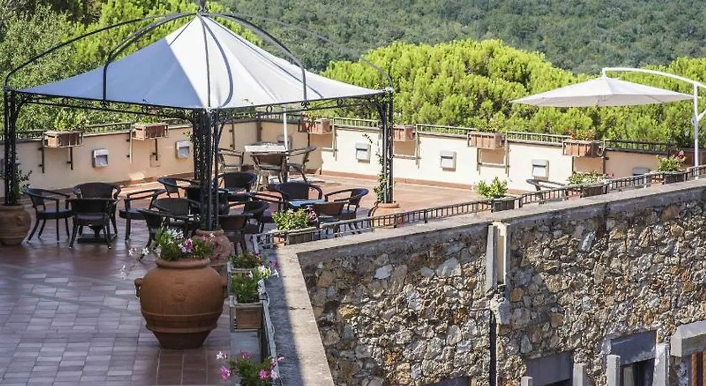 Mercure Petriolo Siena Terme Spa Terrasse