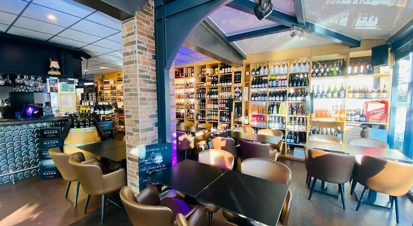 De La Bourse Bar
