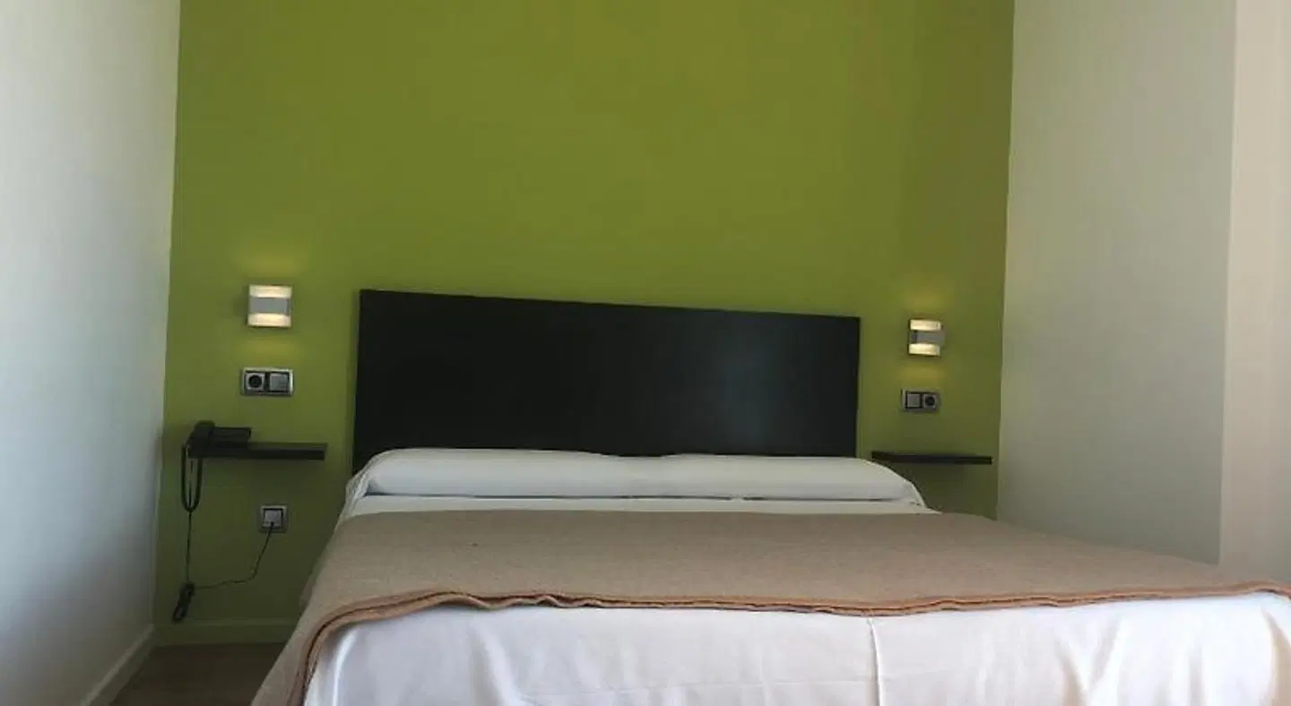 NRuta Ponferrada ROOM_EXAMPLE