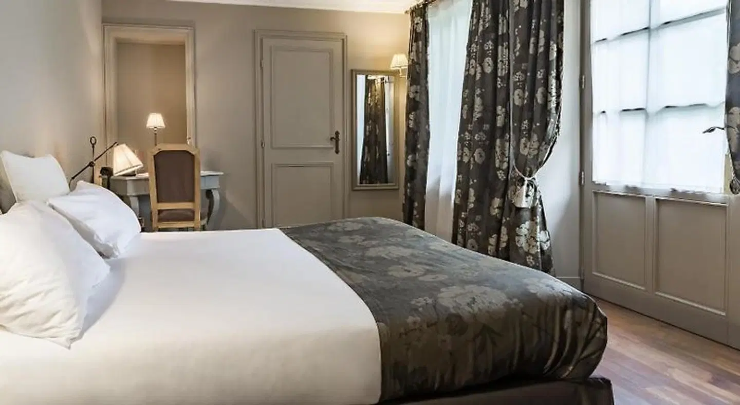 Le Sauvage ROOM_EXAMPLE