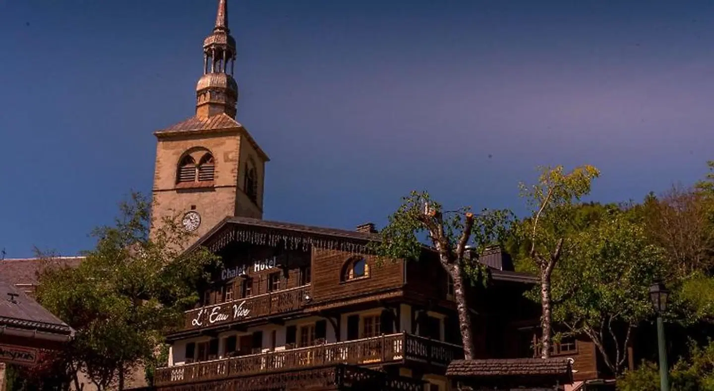Chalet Appart'Hôtel Restaurant L'Eau Vive EXTERIOR