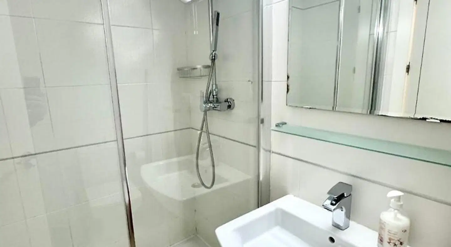 Málaga Andes 4 Badezimmer