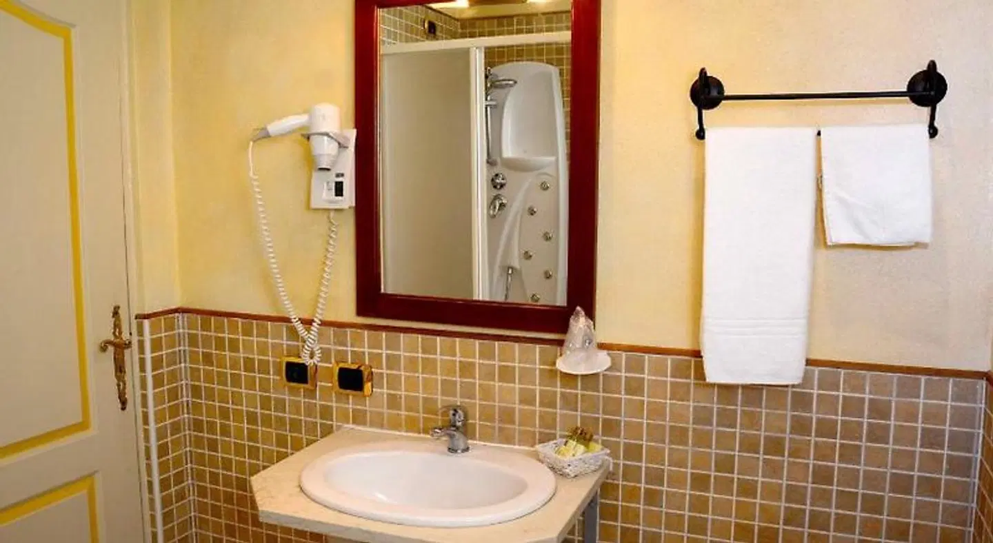 Albergo Dimora Storica Antica Hostelleria Badezimmer