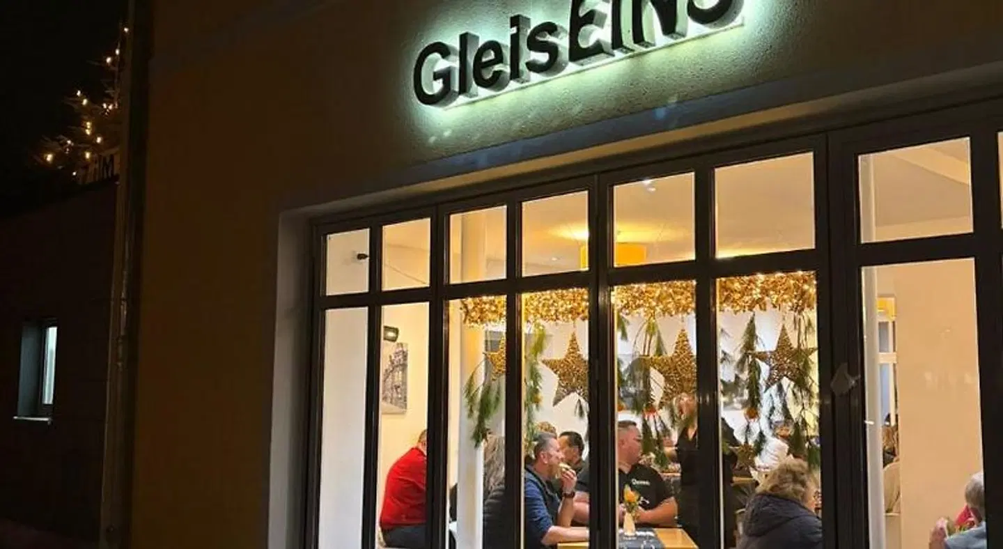 GleisEins EXTERIOR