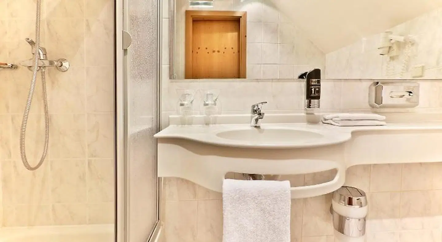 Zum Benediktiner Badezimmer