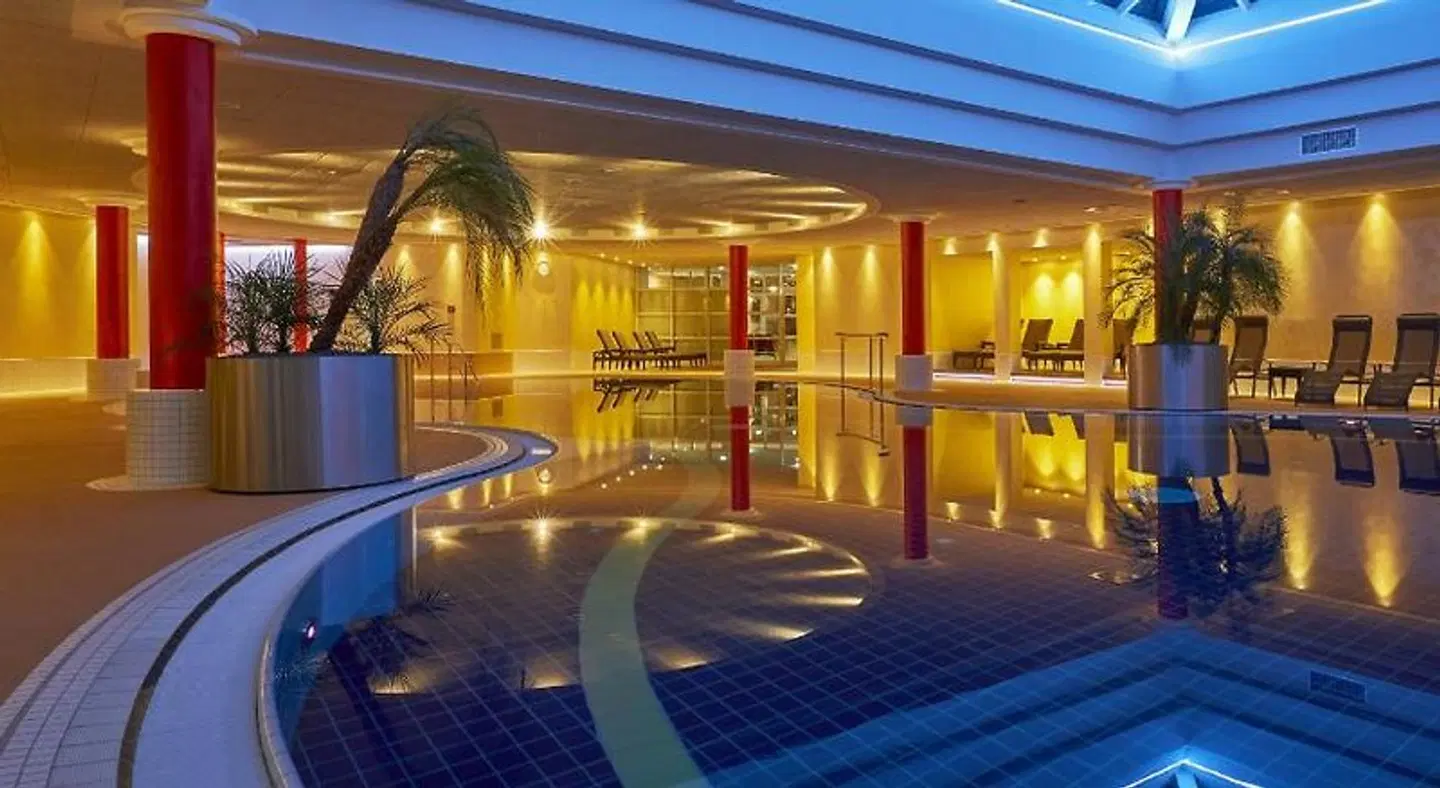 H+ Hotel & SPA Friedrichroda Hallenbad