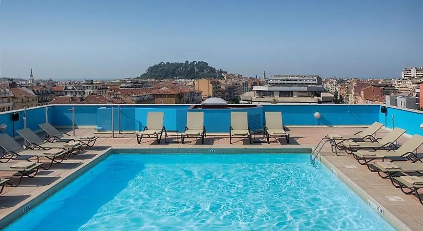 NH Nice OUTDOOR_POOL
