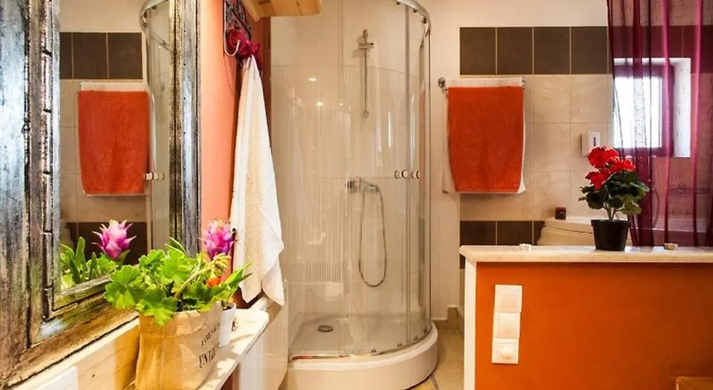 Estate Kares Badezimmer