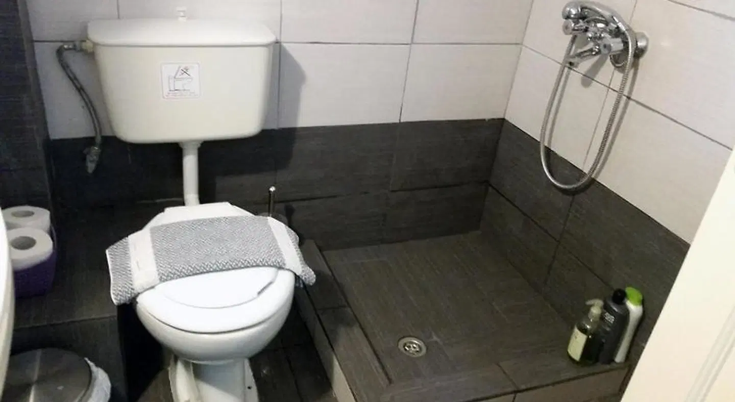 Medieval Rose Inn ROOM_EXAMPLE