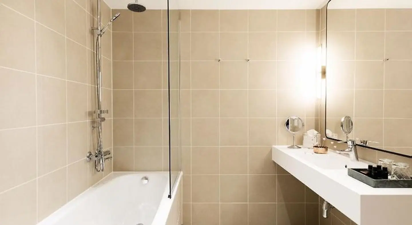 Elite Hotel Carolina Tower Badezimmer