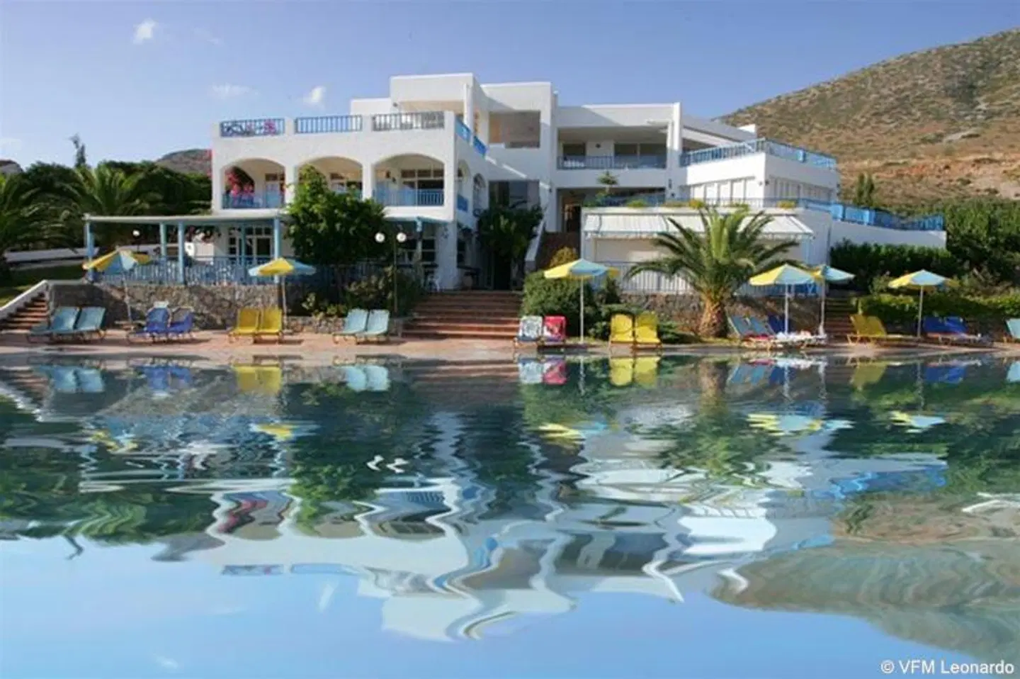 Sunshine Village OUTDOOR_POOL
