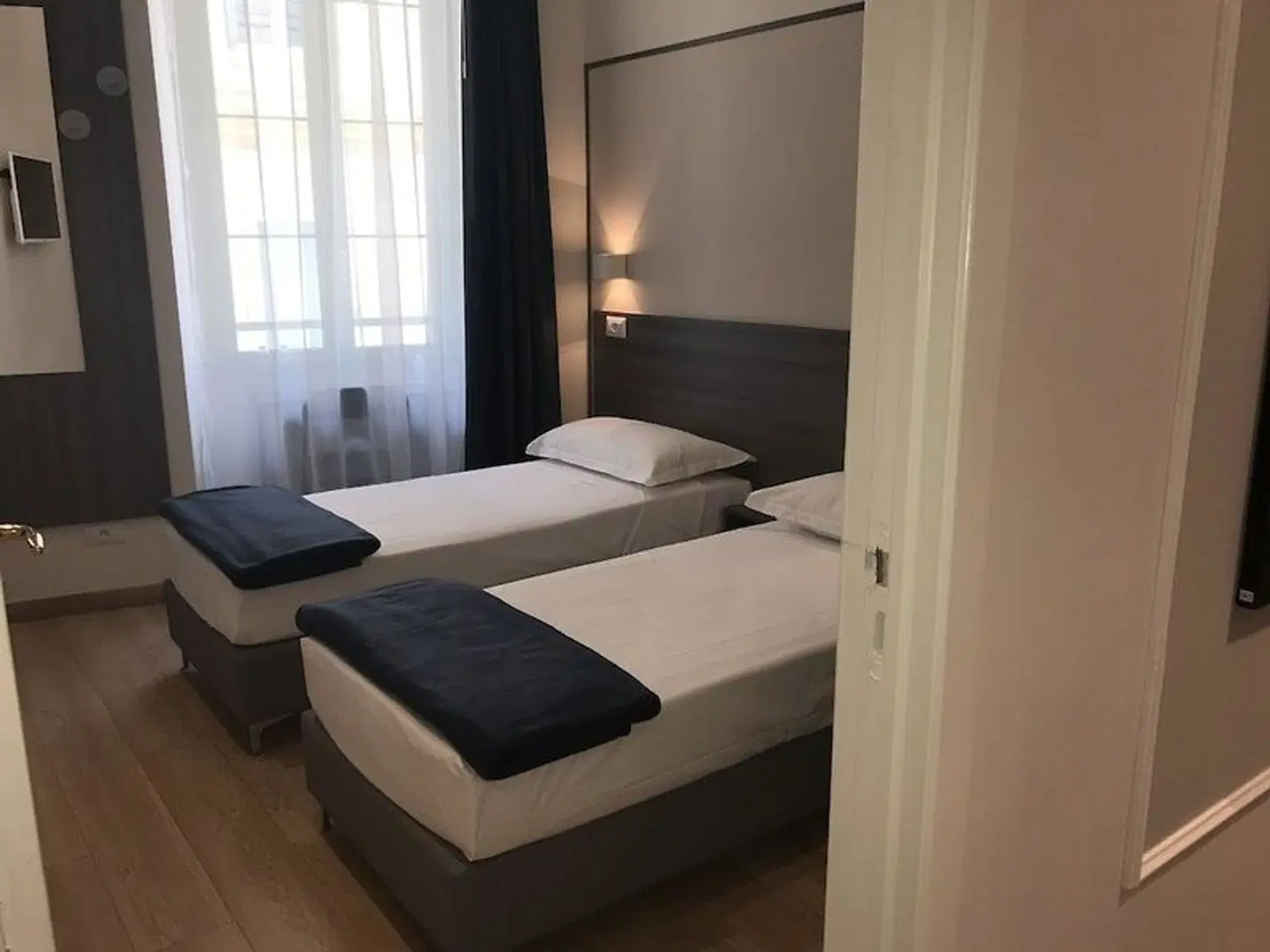 Boutique Hôtel Neptune Nice ROOM_EXAMPLE