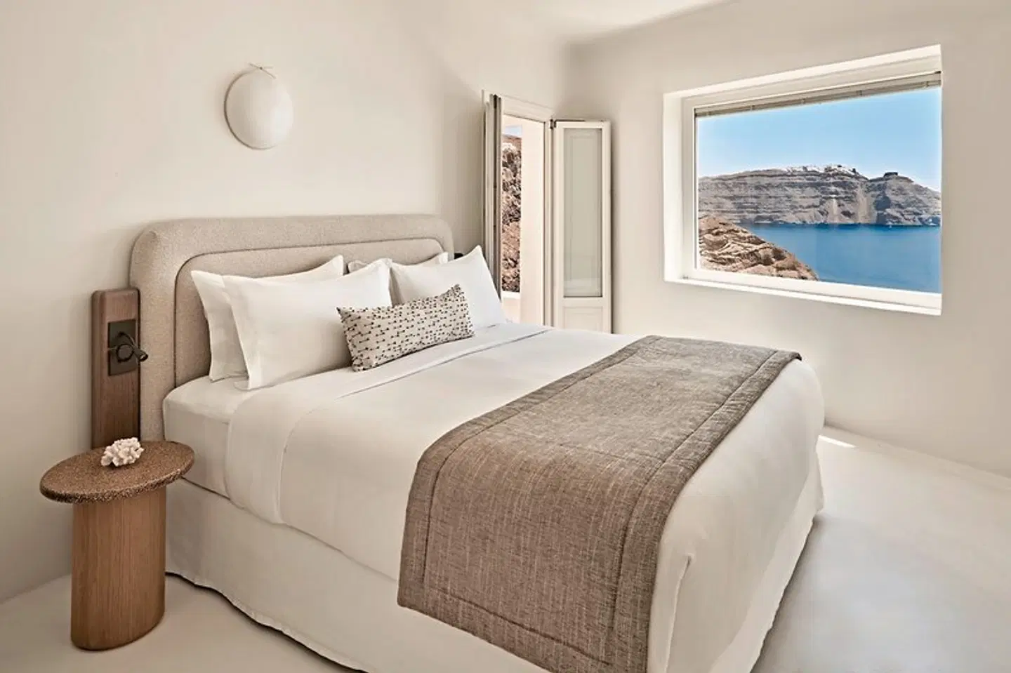 Mystique, a Luxury Collection Hotel, Santorini ROOM_EXAMPLE