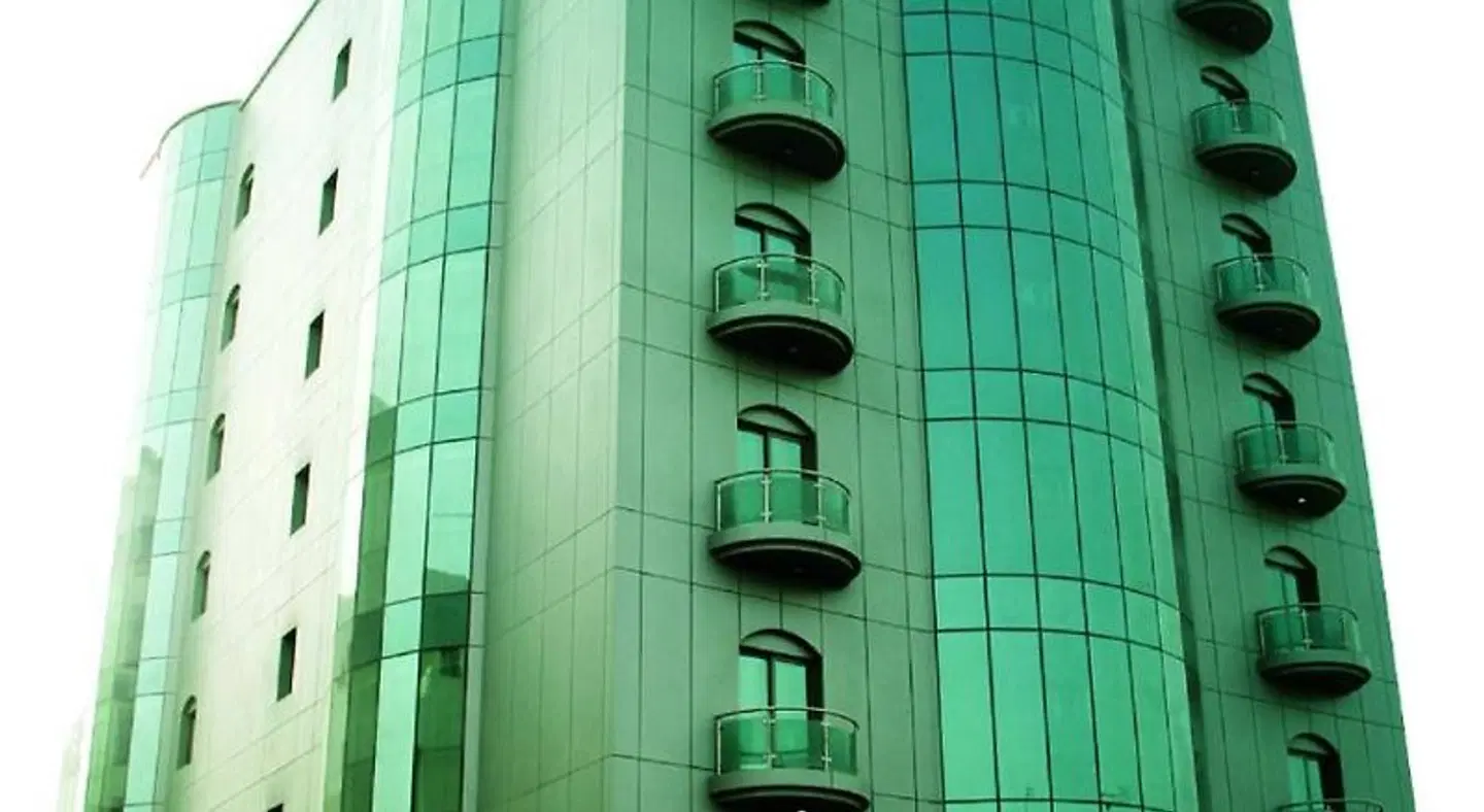 Al Madina Suites Doha Badezimmer
