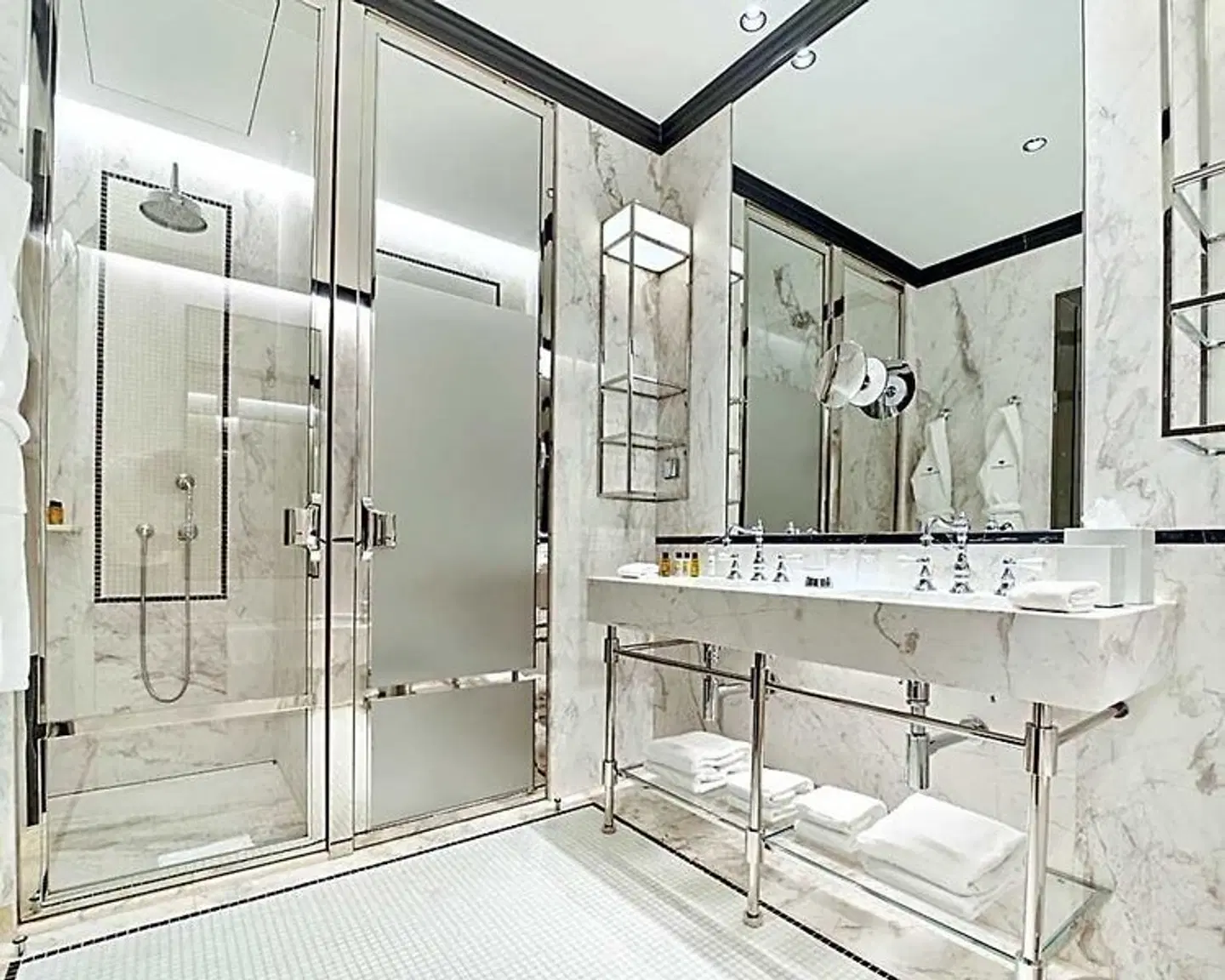 Maison Albar Le Monumental Palace Badezimmer