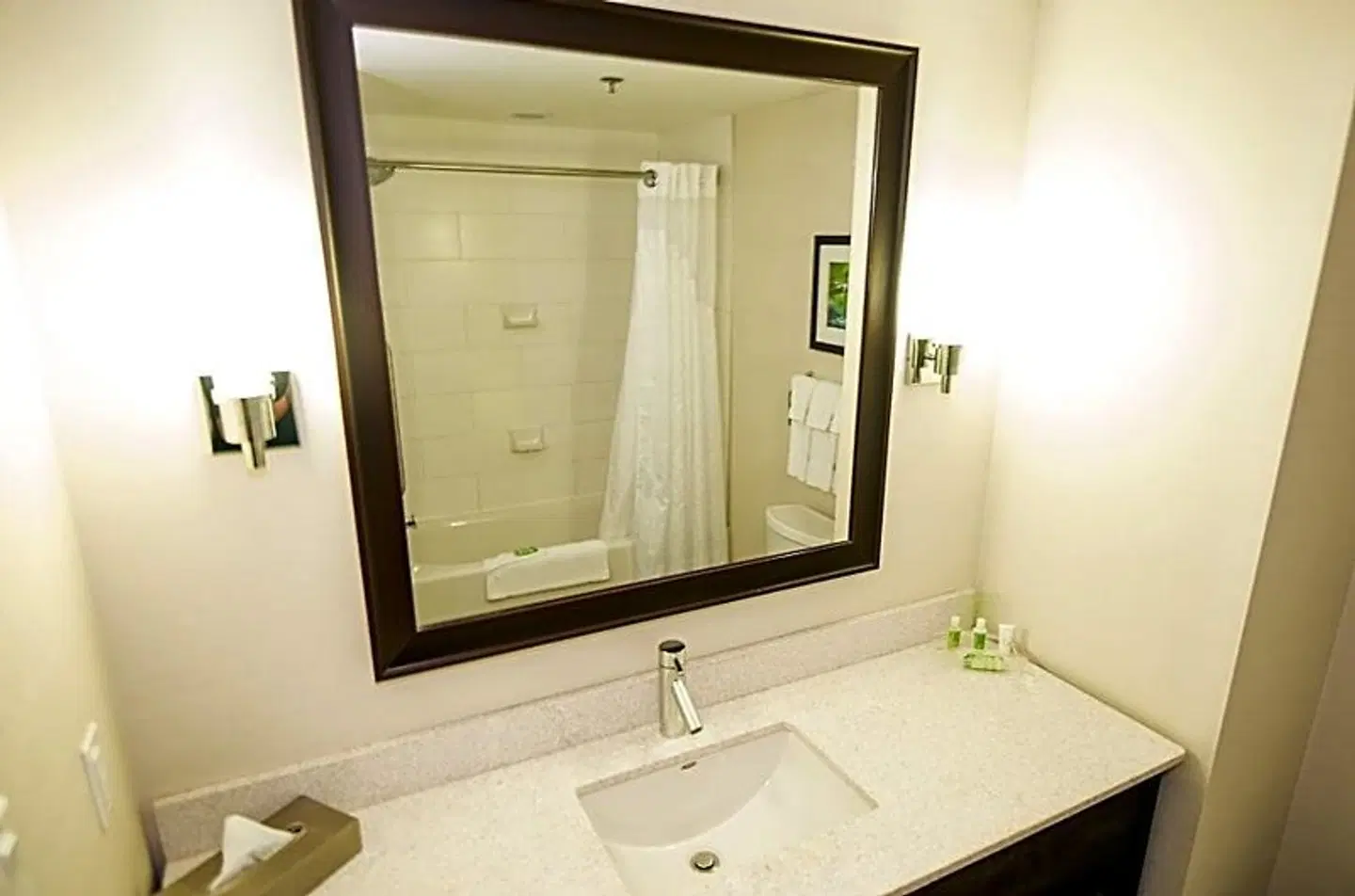 Holiday Inn & Suites Red Deer South by IHG Badezimmer