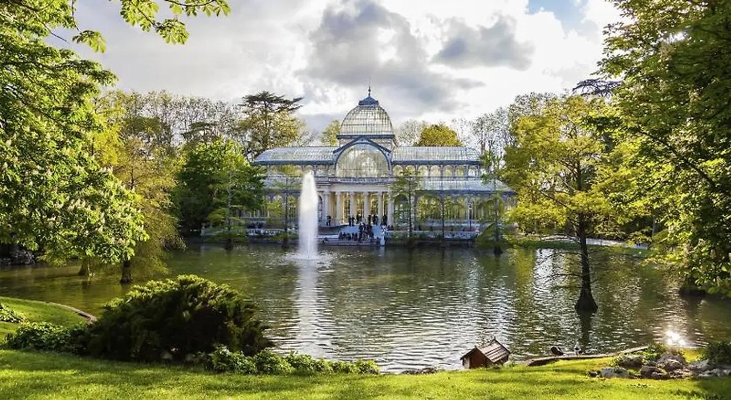 NH Collection Madrid Colón Garten