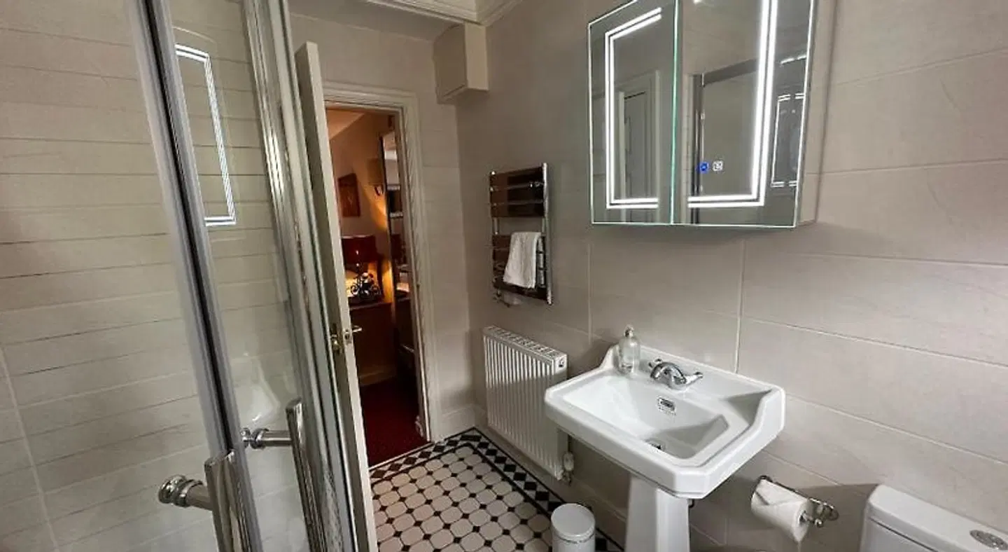 Chester Court Hotel ROOM_EXAMPLE