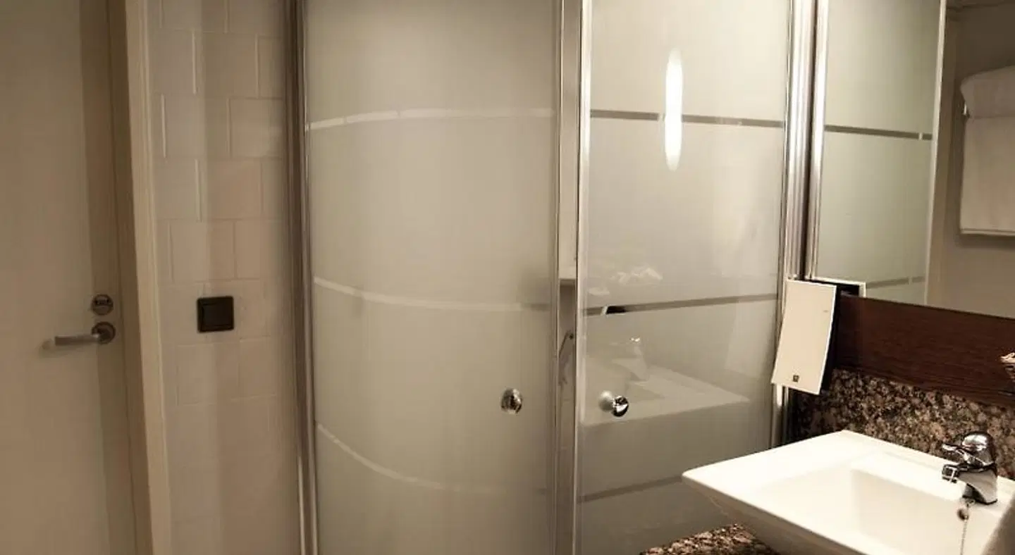 Original Sokos Hotel Vaakuna Kouvola Badezimmer