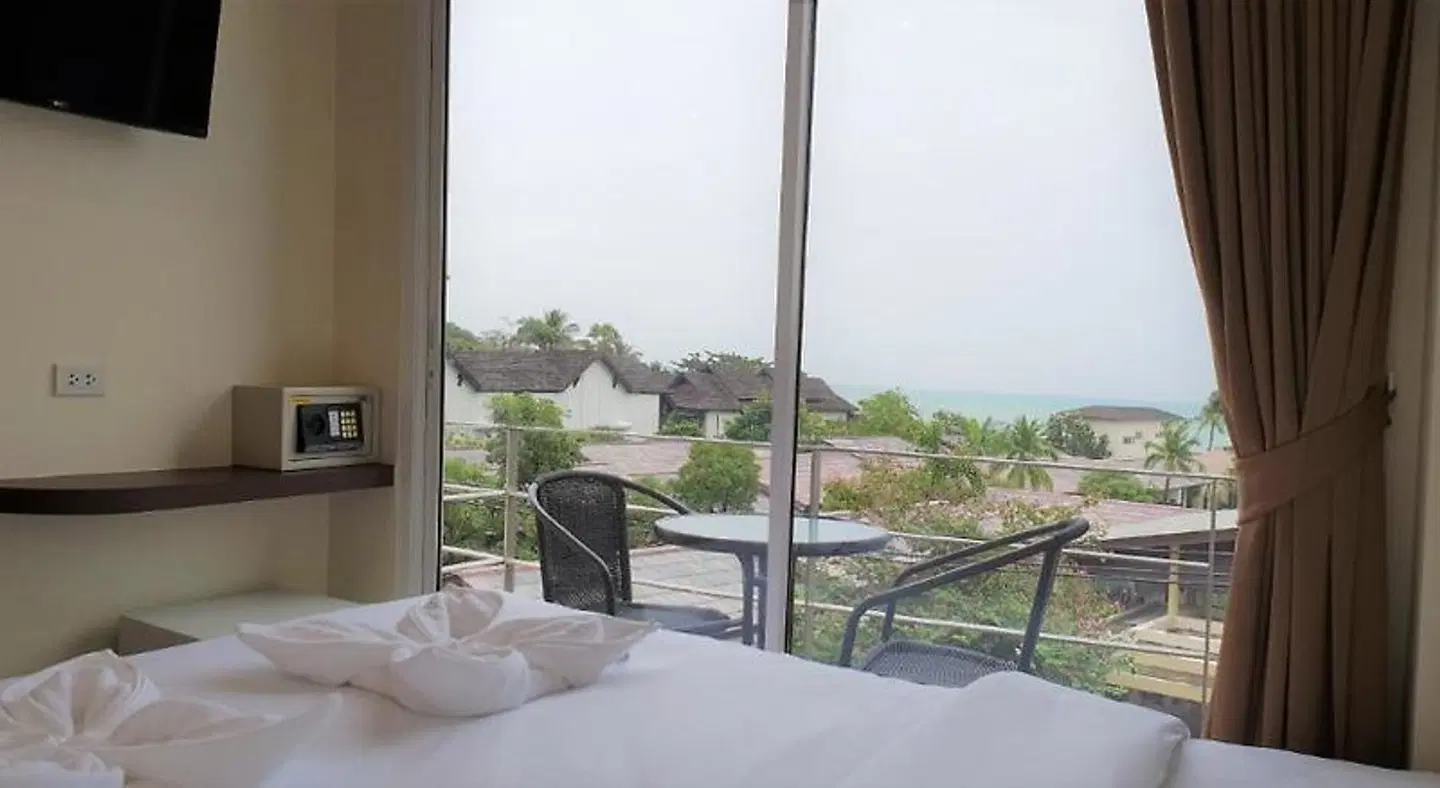 Top Hostel Samui. HEALTH_BEAUTY