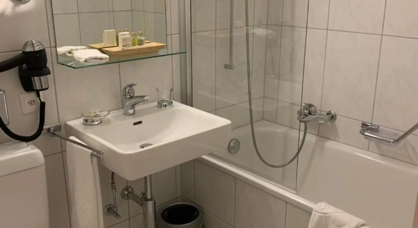 Schweizerhof Badezimmer