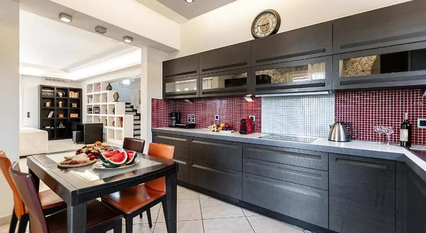 Villa Aurora Restaurant