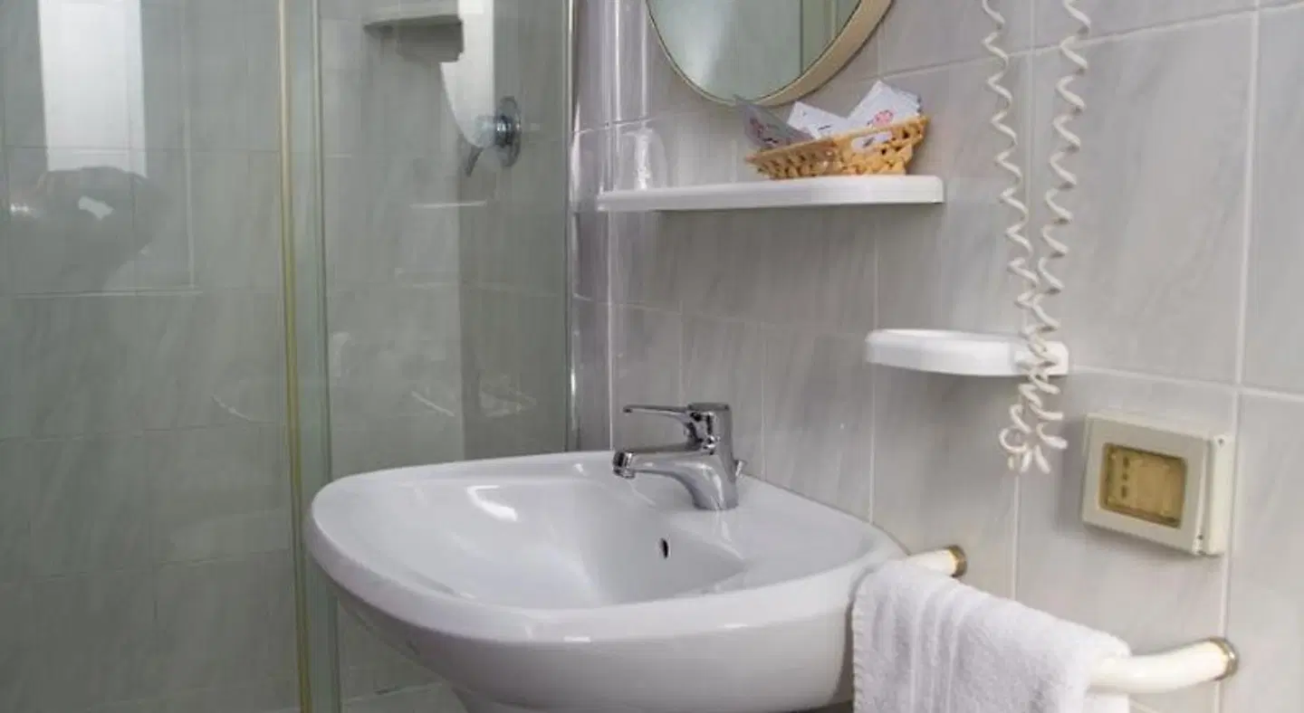 Hotel San Marco Badezimmer