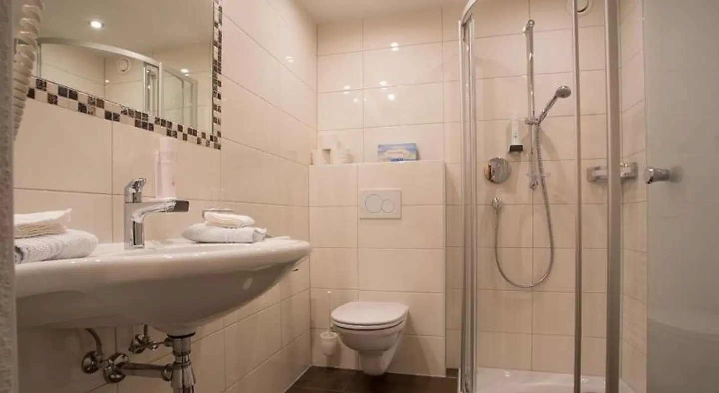 Alpenresidenz Ballunspitze Badezimmer