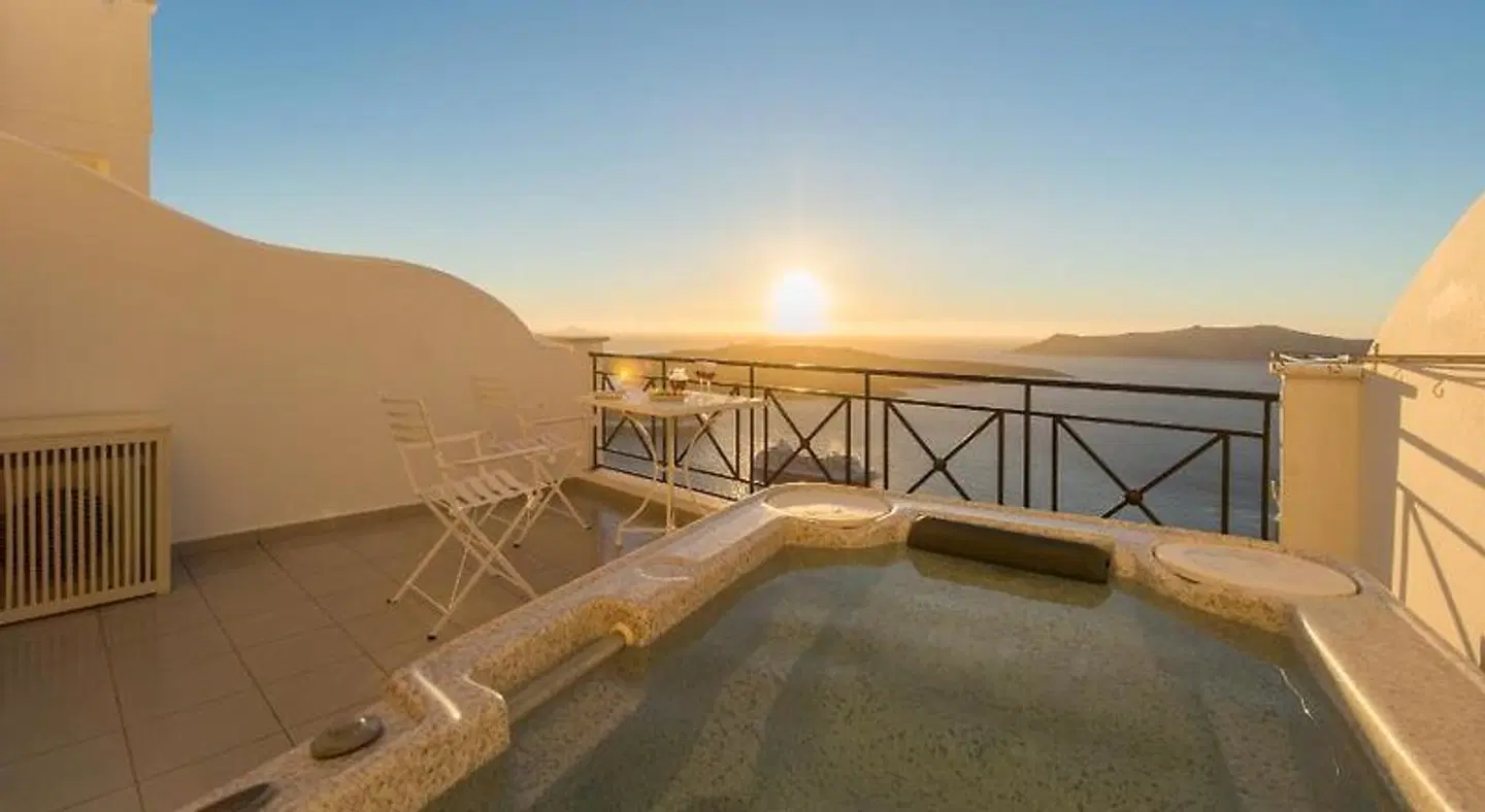 Villa Renos LANDSCAPE