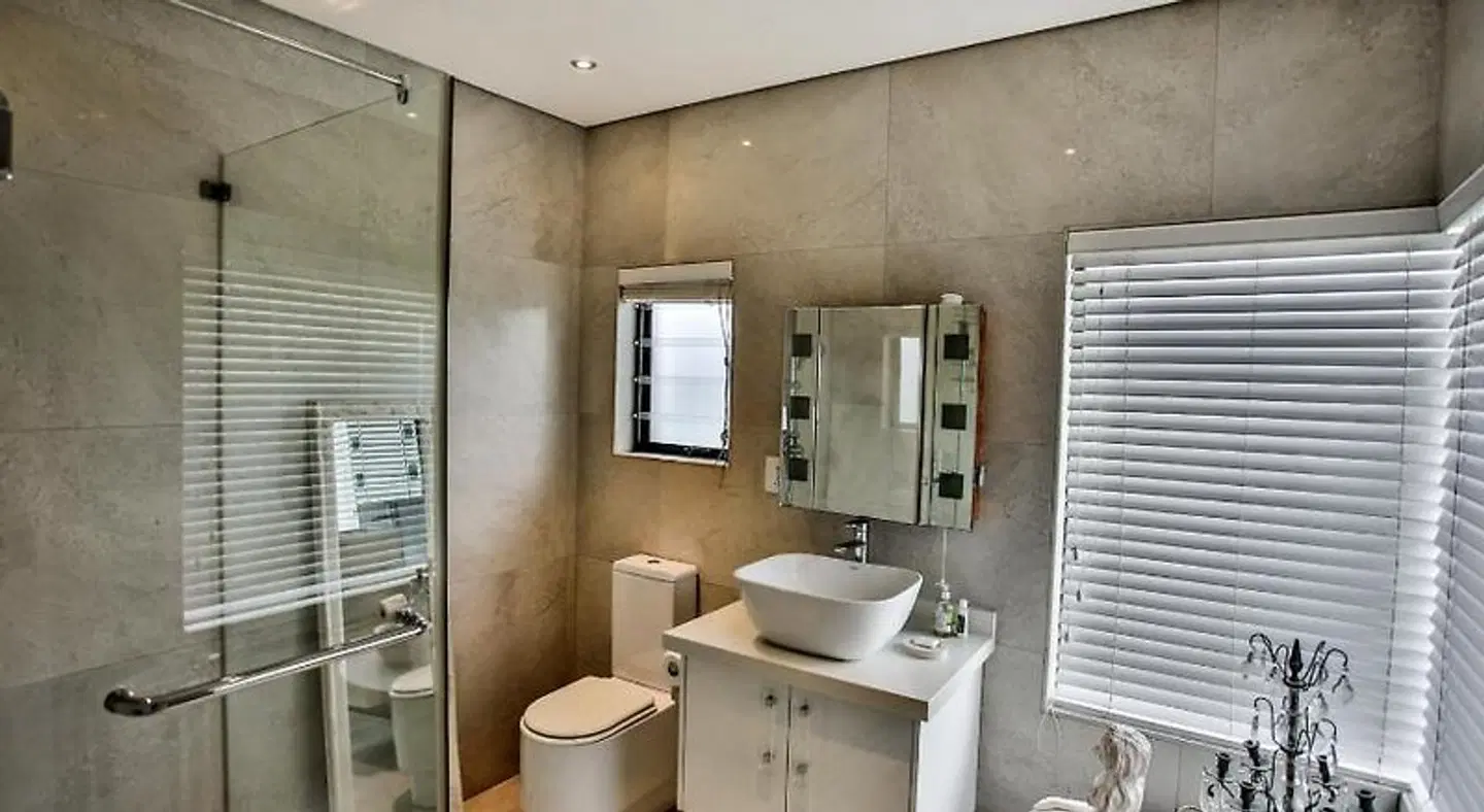 Sea Dreams Guesthouse Badezimmer