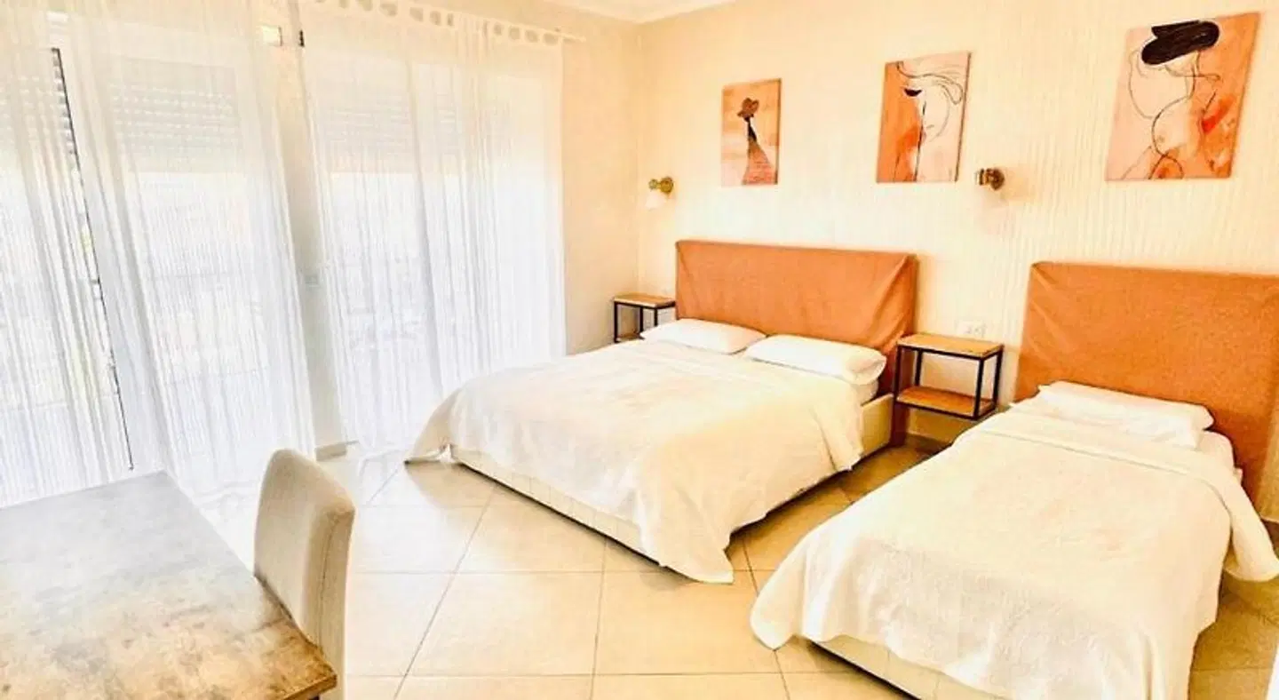 Holiday And Rome ROOM_EXAMPLE