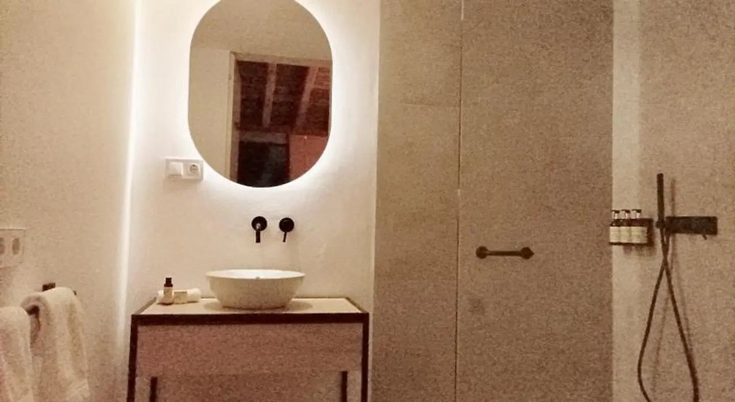 The Pearl - Marbella B&B Badezimmer