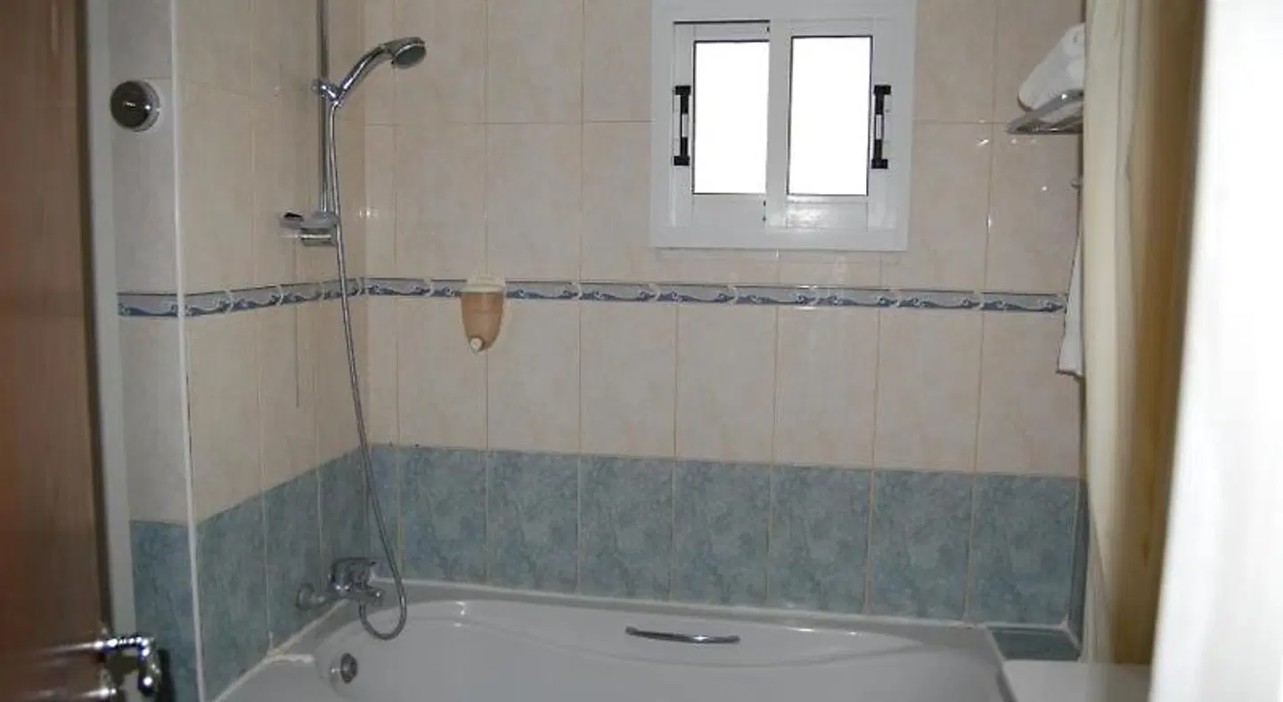 M. Moniatis Hotel Badezimmer