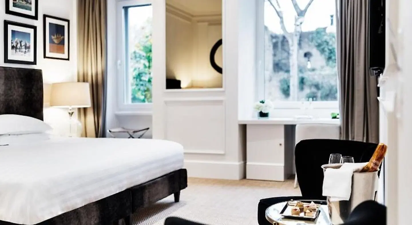 The Shire Hotel ROOM_EXAMPLE