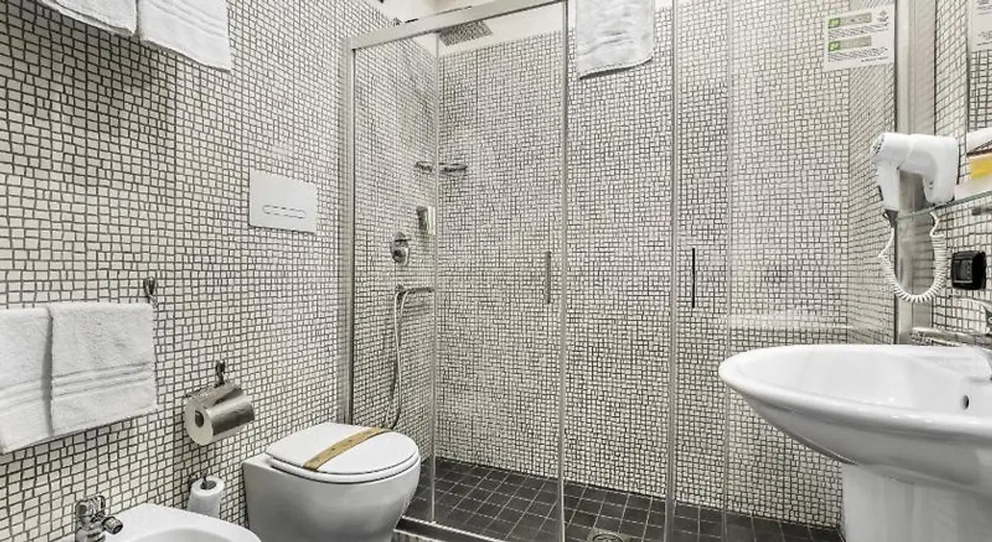 Reggia Suite Spa Hotel Badezimmer