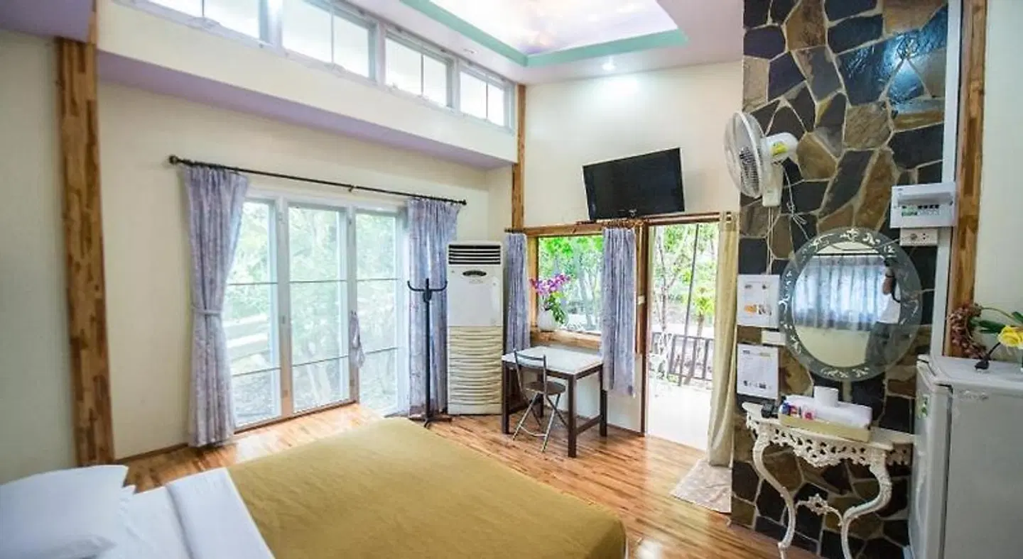 Poomvarin Resort ROOM_EXAMPLE