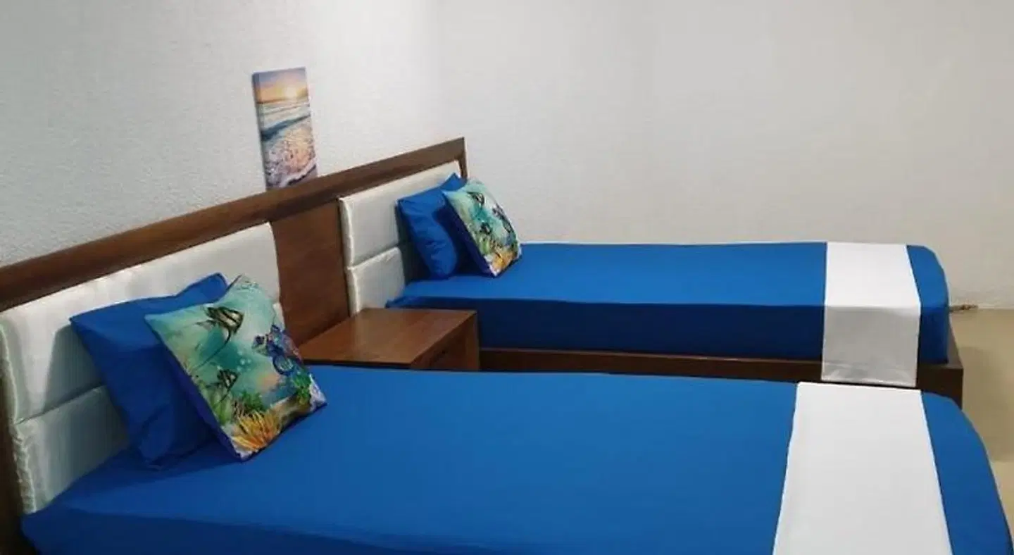 AdmiralMahe ROOM_EXAMPLE